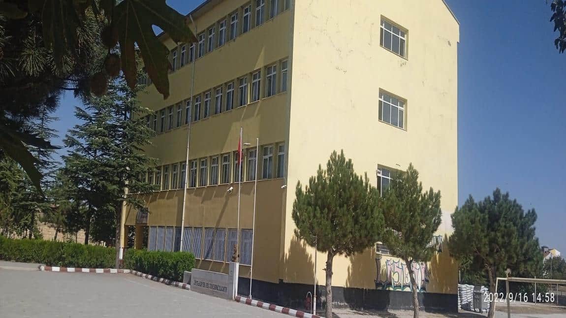 Emirdağ Anadolu Lisesi Fotoğrafı
